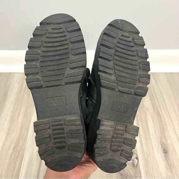 Ugg Boots Women’s 5 Zorrah Black Suede Leather Combat Ankle with Buckle Detail - Picture 5 of 8